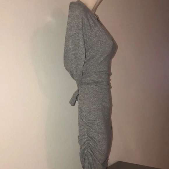 NWOT V-neck shirred dress - Picture 7 of 8